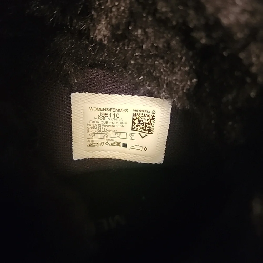 Merrell Boots size 9 Black - Picture 6 of 8